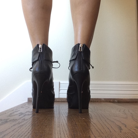 Pour La Victoire Genuine Leather Black Boots - Picture 6 of 10